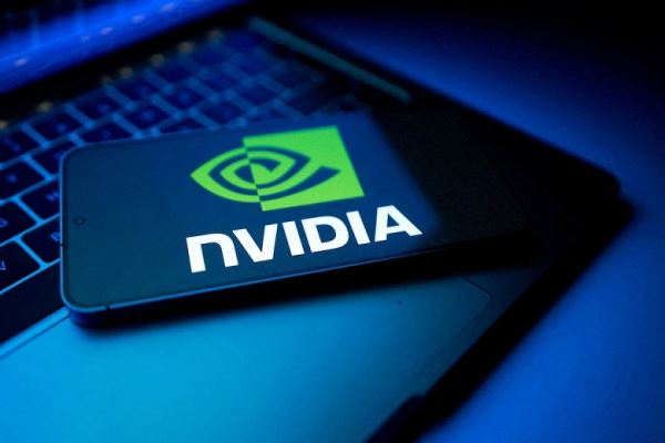 Nvidia представила первую полупроводниковую пластину для ИИ-процессоров Blackwell, изготовленную совместно с TSMC в США