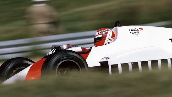 Триумф легенды: как Ники Лауда вернулся в Формулу 1 и снова стал чемпионом