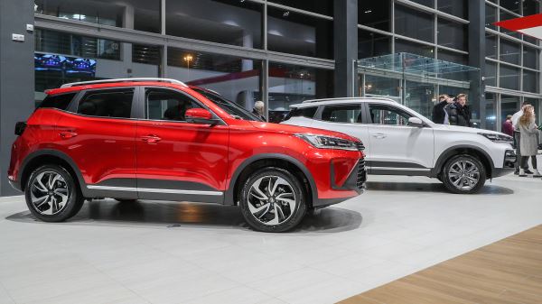 Возрождённая «Волга», масштабный отзыв АвтоВАЗа, отмена отсрочки утильсбора и другое. Итоги недели