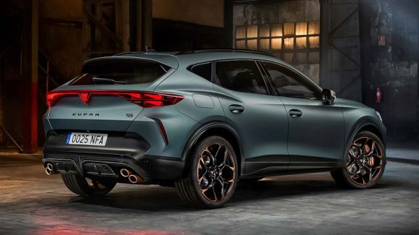 Вторая жизнь культового 5-цилиндрового мотора Audi: Cupra Formentor VZ5 получил мотор от Audi RS3