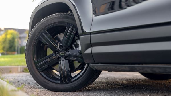 Единственный в своём роде: обзор и тест-драйв ROX 01