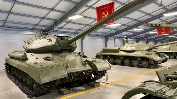 Куда поехать на электромобиле: патриотический маршрут выходного дня