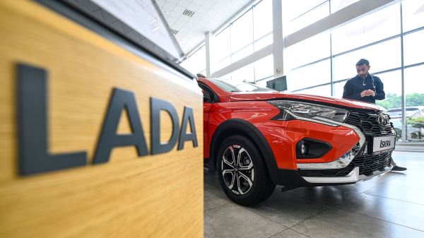 Возрождённая «Волга», масштабный отзыв АвтоВАЗа, отмена отсрочки утильсбора и другое. Итоги недели