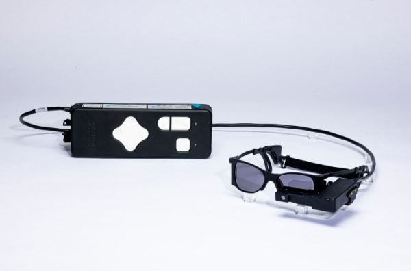 Имплант под сетчатку и умные очки возвращают зрение слепым — 80% успеха в клиническом испытании