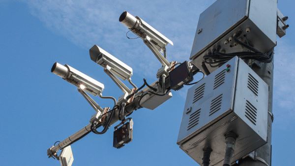 Путин против электромобилей, отсрочка утильсбора и новый скачок цен на АЗС. Итоги недели