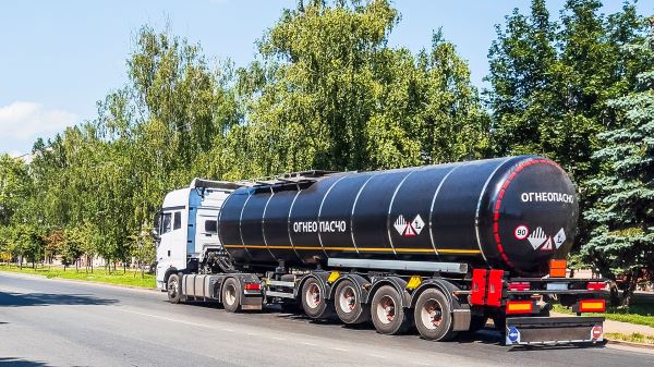 Эксперт оценил инициативу правительства о допуске запрещённых присадок для остановки роста цен на бензин