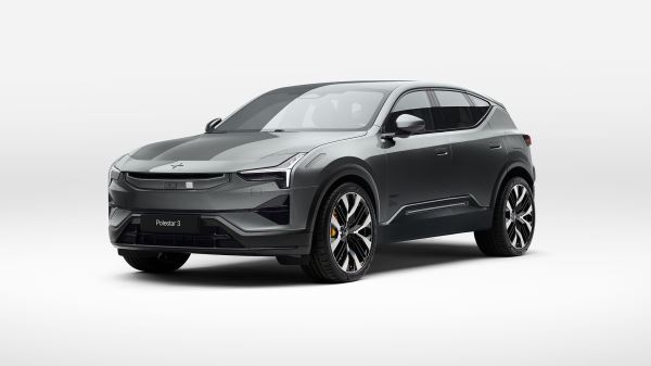 Бронированный электромобиль из Вьетнама и бюджетный седан для России: главные автоновинки недели