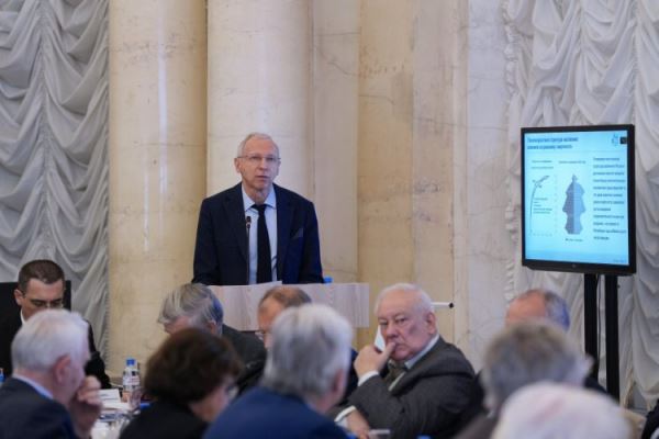 Демографическое прогнозирование: проблемы народонаселения. Заседание Президиума, посвящённое демографической ситуации в России, состоялось в РАН