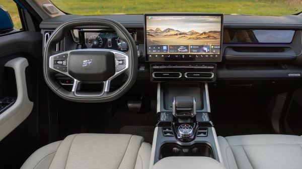 Модельное масштабирование: обзор и тест-драйв нового Jetour T1