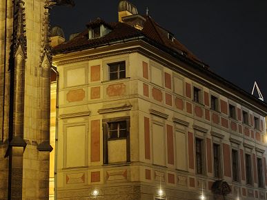 Так снимает OnePlus 15, у которого больше нет камеры Hasselblad. Опубликованы реальные фото со всех камер, 120-кратным зумом и примерами ночной съемки