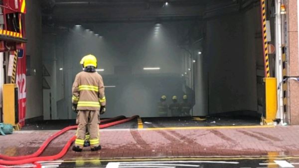 Почему горят электромобили: причины пожаров и их последствия