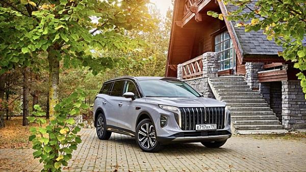 Счастливое число: обзор и тест-драйв нового Hongqi HS7