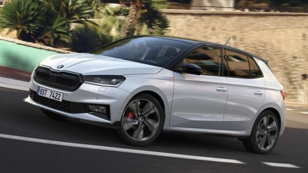 Новый российский электромобиль, 900-сильный гиперкар и Nissan на базе «Дастера» – главные автоновинки недели