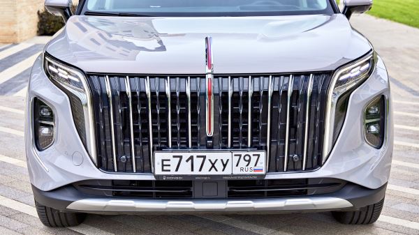 Счастливое число: обзор и тест-драйв нового Hongqi HS7