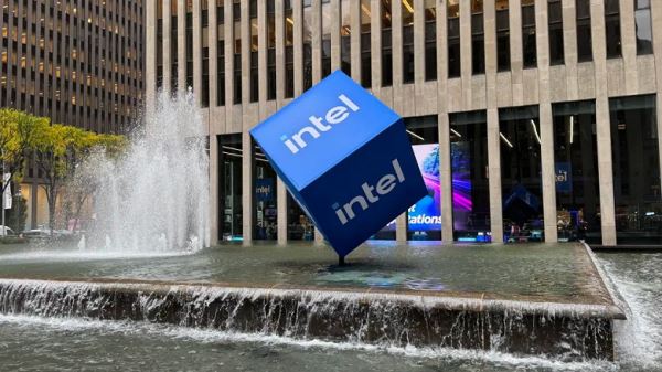 Теперь можно прийти в магазин Intel, чтобы купить что-то с процессорами Intel. Компания открыла временные фирменные магазины в разных городах
