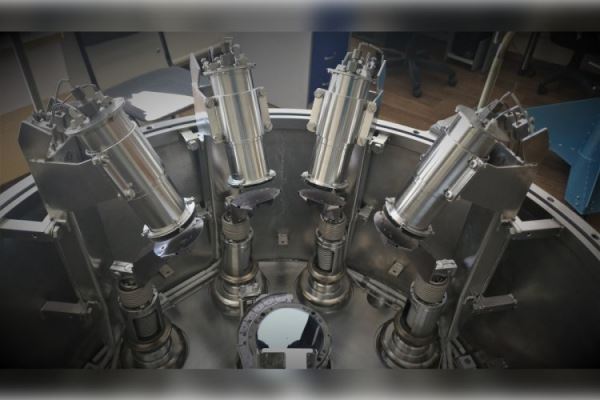 Полет к идеалу: впервые в российской науке полупроводниковые пленки выращены в открытом космосе