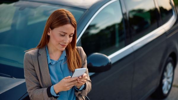 В России отмечают День автомобилиста: поздравляем всех, кто рулит!