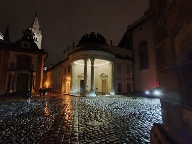 Так снимает OnePlus 15, у которого больше нет камеры Hasselblad. Опубликованы реальные фото со всех камер, 120-кратным зумом и примерами ночной съемки