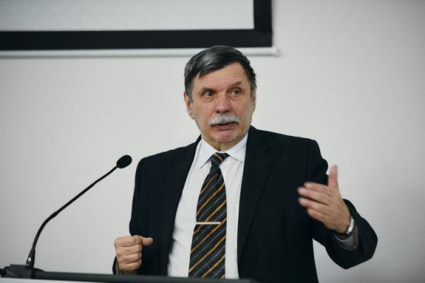 Георгий Малинецкий: «Сергей Капица — часть истории великой советской науки»