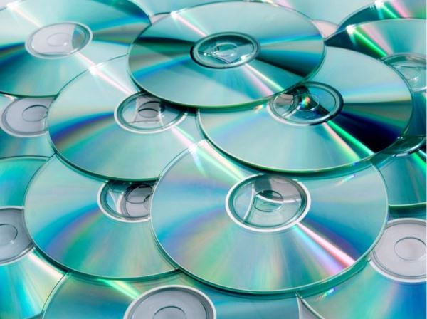 Способ повышения пластичности полупроводниковых стекол с помощью серебра представили в СПбГУ