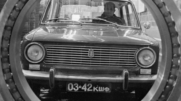 Сколько стоят «красивые» автомобильные номера в 2025-ом году и как купить «блатной» регистрационный знак для машины