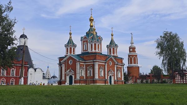 Коломна за день: автопутешествие из Москвы за калачами, пастилой и купеческим духом