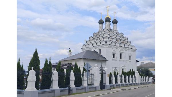 Коломна за день: автопутешествие из Москвы за калачами, пастилой и купеческим духом