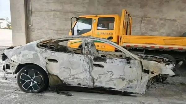 Путин против электромобилей, отсрочка утильсбора и новый скачок цен на АЗС. Итоги недели