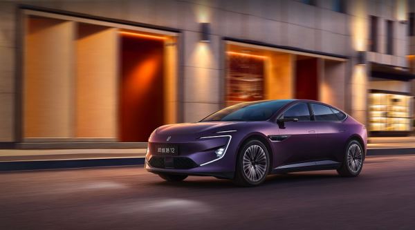 Получено разрешение на продажи: люкс-электромобиль Avatr 12 готов к дебюту в России