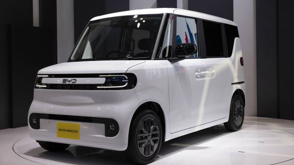 Новая Corolla, японский ответ Rolls-Royce и роторная Mazda — главные новинки автосалона в Токио