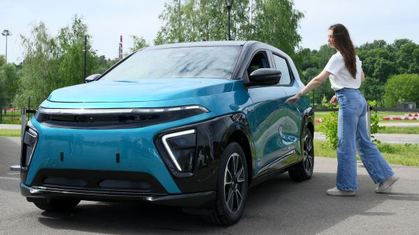 Утильсбор на грани отмены, УАЗик и «Нива» в такси, новая машина Киркорова за 50 миллионов рублей и другое. Итоги недели