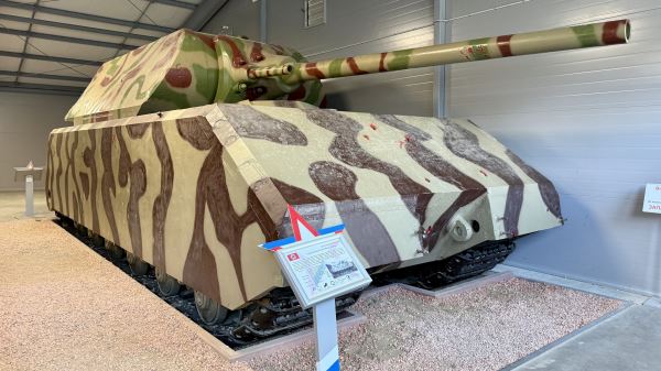 Куда поехать на электромобиле: патриотический маршрут выходного дня