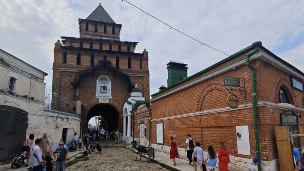 Коломна за день: автопутешествие из Москвы за калачами, пастилой и купеческим духом
