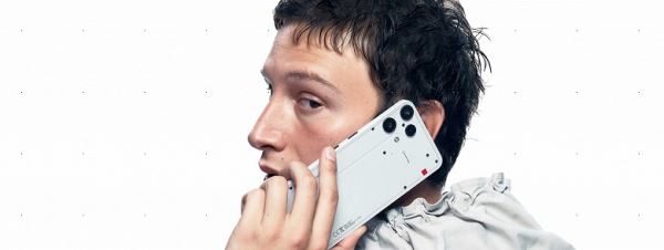 Всё ещё необычный дизайн, но теперь вместо глифов банальный светодиод. Представлен Nothing Phone (3a) Lite за 250 евро