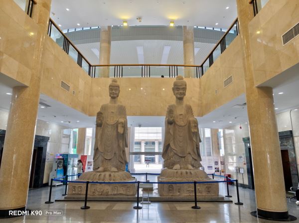 Так снимает Redmi K90 Pro Max: опубликованы живые не рекламные фото, в том числе примеры 20-кратного зума днем и ночью