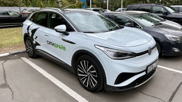 Куда поехать на электромобиле: патриотический маршрут выходного дня