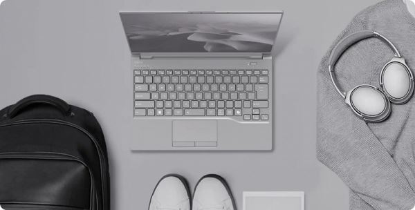 Этот ноутбук легче, чем три iPhone 17 Pro Max. Fujitsu FMV UX-K3 является самым лёгким ноутбуком в классе