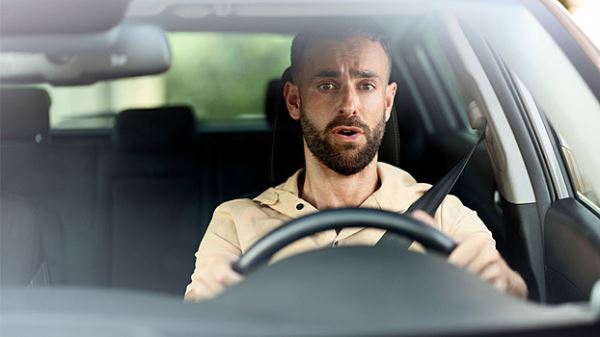 С какими болезнями нельзя водить машину: перечень диагнозов и противопоказаний, с которыми запрещено получать права и садиться за руль