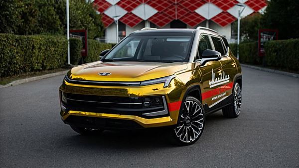 Сгорел дотла: 1000-сильный «Москвич 3» Эрика Давидыча уничтожен огнём