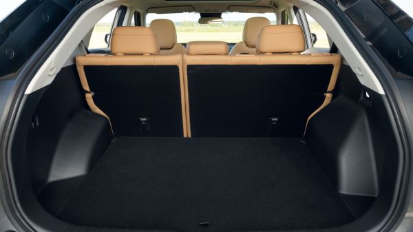 Мощнее, быстрее, но ниже: первый тест-драйв полноприводного GAC GS4 AWD