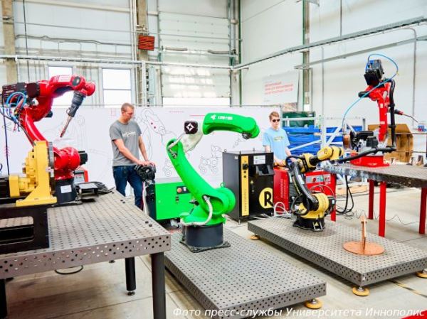 Стартовал грантовый конкурс на создание центров развития промышленной робототехники в России