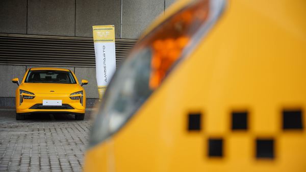 В список моделей для такси не попала продукция трех крупных российских автозаводов: как так получилось